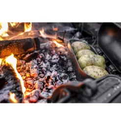 Petromax Kartoffelbräter Pto30 Aus Gusseisen, Volumen 1,8 Liter -Campingausrüstung draussen glut grill daheim backofen kartoffelbraeter pto30 petromax 1000 7 24500