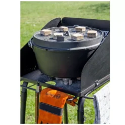 Feuertopf-Tisch Petromax Fe45, Klein -Campingausrüstung outdoor grillen feuertisch petromax fe45 bis zu 5 toepfe platzieren bugel fuer grillzubehoer 1000 5 25958