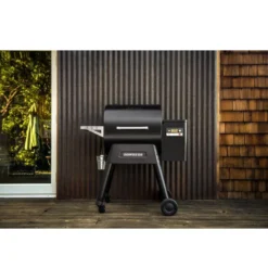 Pellet-Smoker Traeger Ironwood 650 International + Pelletsensor -Campingausrüstung pellet grills traeger ironwood 650 smoker black 1000 3 23815