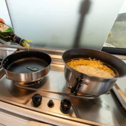 Petromax Dimego Kochgeschirr -Campingausrüstung petromax dimego camping kochgeschirr edelstahl topfset auch fuer induktionsherd geeignet 1000 6 27998