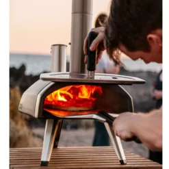 Holzpellet-Pizzaofen Ooni Fyra 12 Wood Pellet Pizza Oven -Campingausrüstung picknick pizzaofen ooni fyra 12 tuer mit sichtschlitz 1000 11 25028