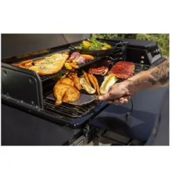 Pellet-Smoker Traeger Ironwood XL International + Pelletsensor -Campingausrüstung wifire technologie pop and lock zubehoerschiene holzpelletgrill black traeger ironwood xl international 1000 15 24772